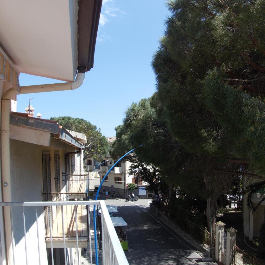 Near The Port Apartment Cala Gonone Εξωτερικό φωτογραφία
