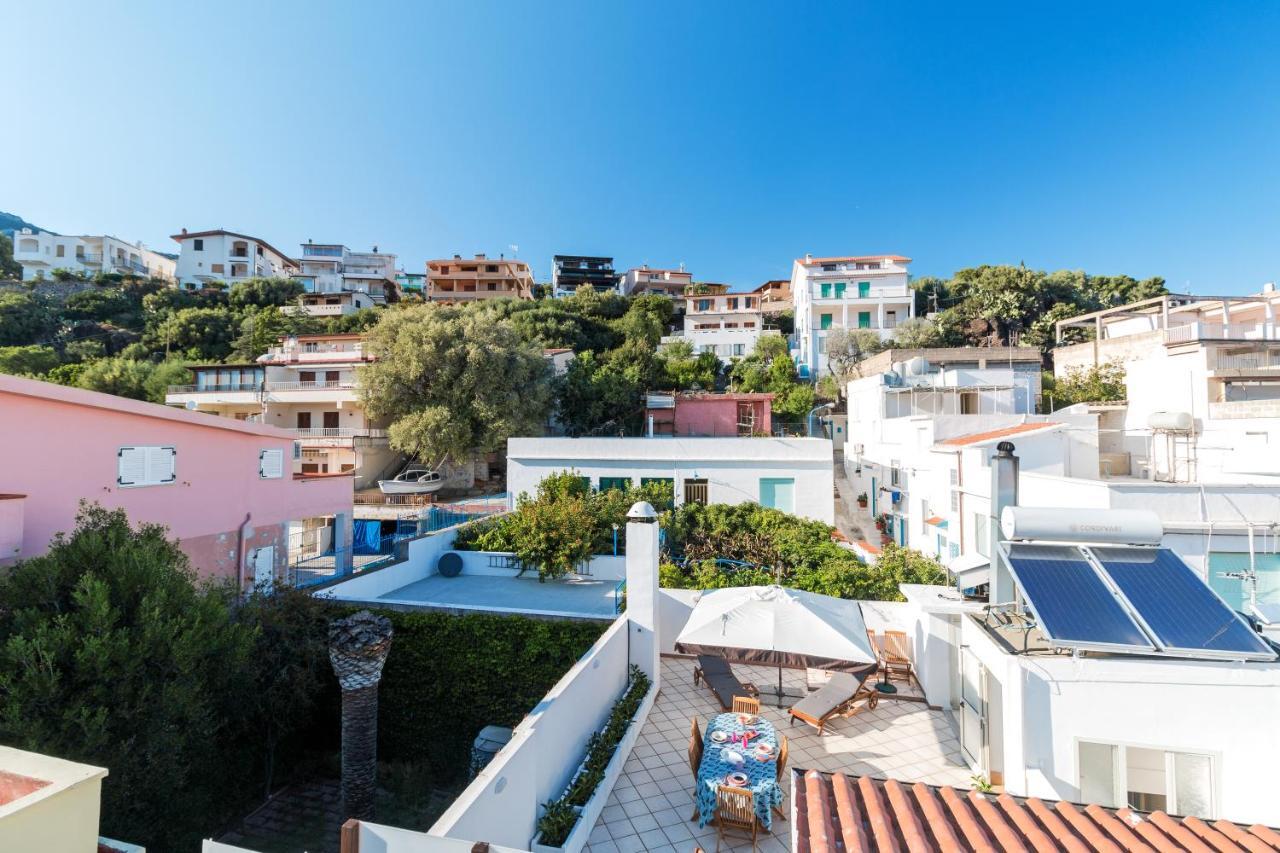 Near The Port Apartment Cala Gonone Εξωτερικό φωτογραφία