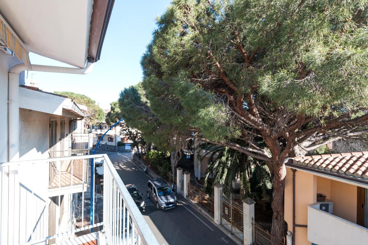 Near The Port Apartment Cala Gonone Εξωτερικό φωτογραφία